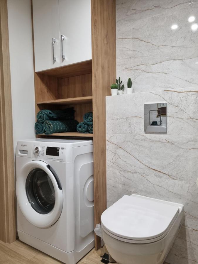 Apartament Sloneczny -Sciegiennego Kielce Exterior foto